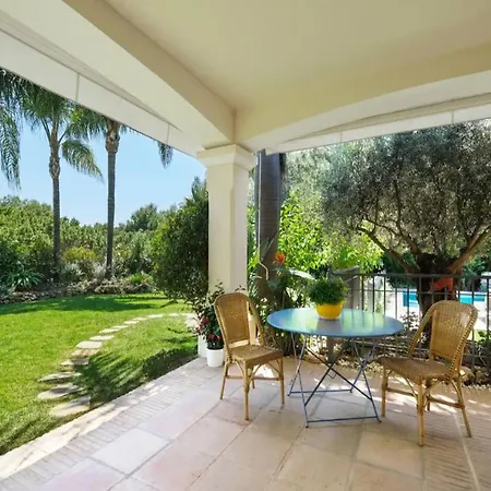 Villa Villa Timeless Luxury In The Golden Mile Of Marbella